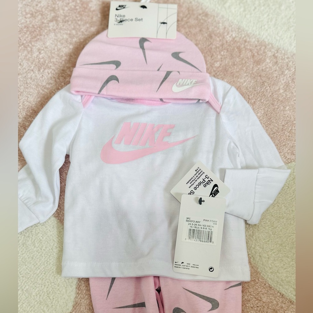 NWT Nike Baby Tracksuit 6M